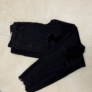 Size 14r Black American Eagle ripped skinny jeans